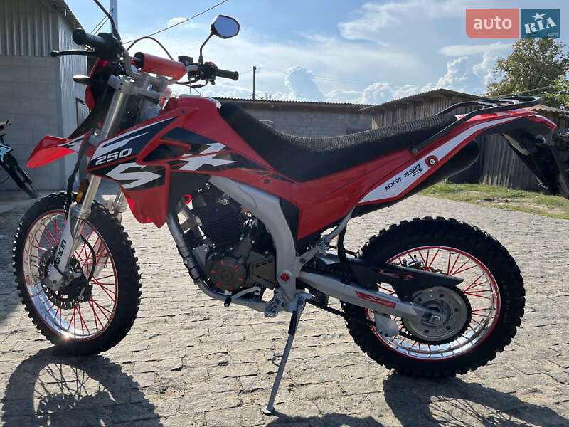 Мотоцикл Кросс Loncin 250 2023 в Сарнах