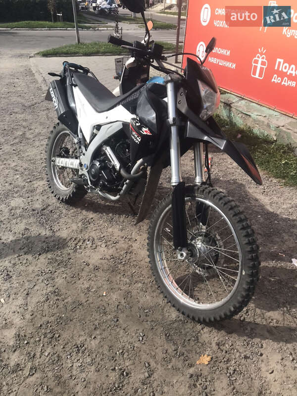 Мотоцикл Кросс Loncin 250CC 2021 в Рокитном