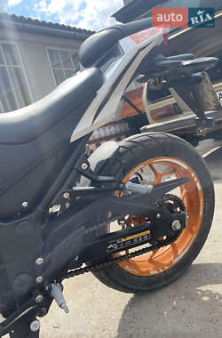 Мотоцикл Спорт-туризм Loncin 250CC 2023 в 