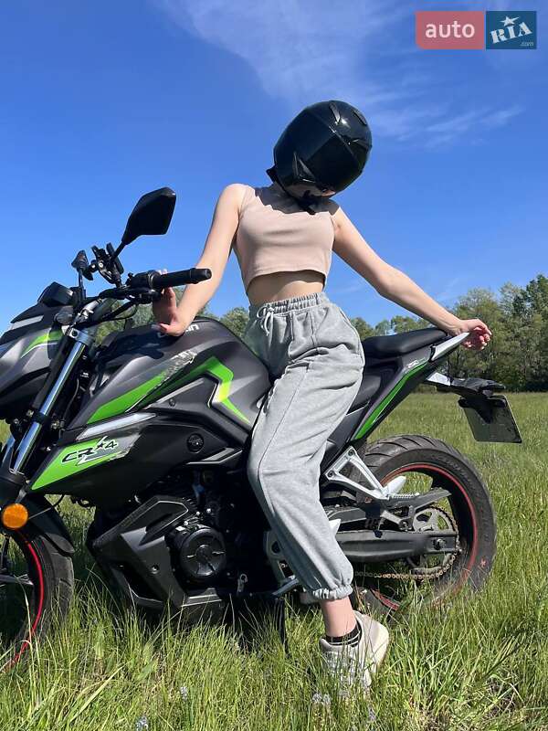 Вантажні моторолери, мотоцикли, скутери, мопеди Loncin CR 2017 в 