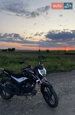 Мотоцикл Классик Loncin CR 2018 в 