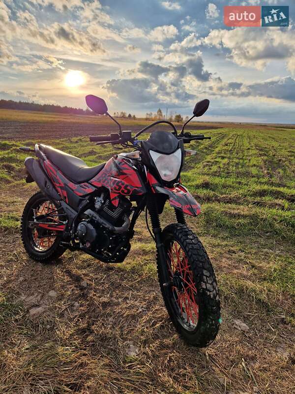 Мотоцикл Классик Loncin LX 200-GY3 2023 в Сарнах фото 5 Мотоцикл Классик Loncin LX 200-GY3 2023 в Сарнах