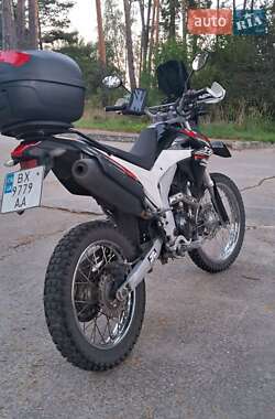 Мотоцикл Позашляховий (Enduro) Loncin LX 250GY-3 2019 в 
