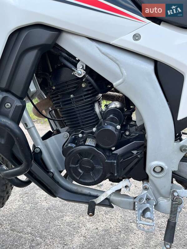 Мотоцикл Спорт-туризм Loncin LX 250GY-3G 2021 в Тростянце