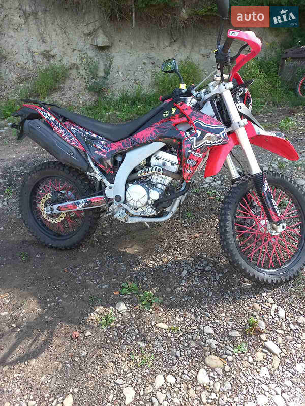 Мотоцикл Кросс Loncin LX 300GY 2019 в 
