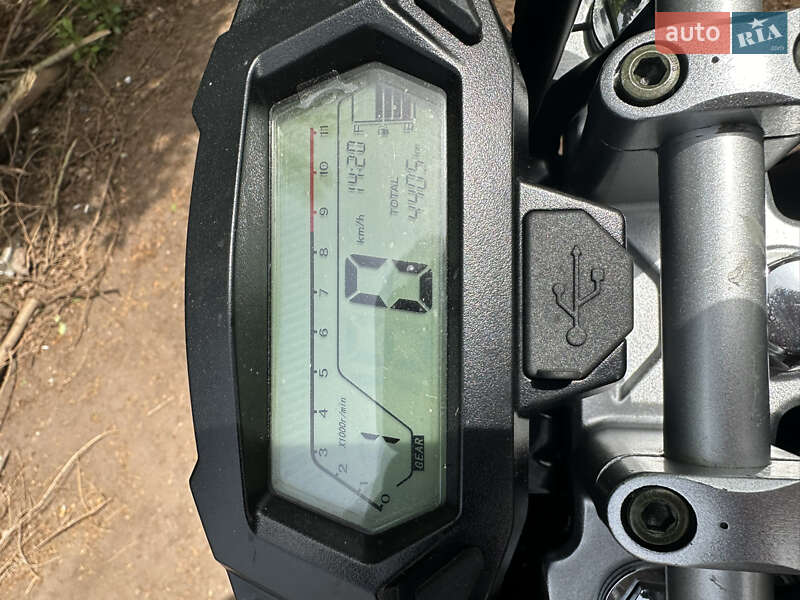 Мотоцикл Без обтікачів (Naked bike) Loncin LX250-15 CR4 2020 в Кривому Розі
