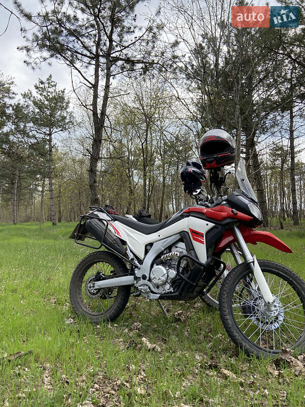 Мотоцикл Внедорожный (Enduro) Loncin LX300GY-A DS2 Pro 2019 в Веселинове фото 12 Мотоцикл Внедорожный (Enduro) Loncin LX300GY-A DS2 Pro 2019 в Веселинове