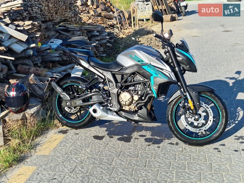 Мотоцикл Классик Loncin Voge 2023 в Ратным