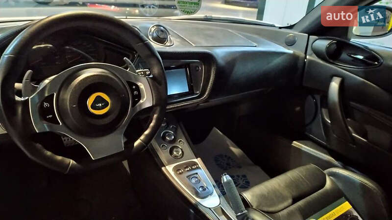 Купе Lotus Europa 2015 в Києві