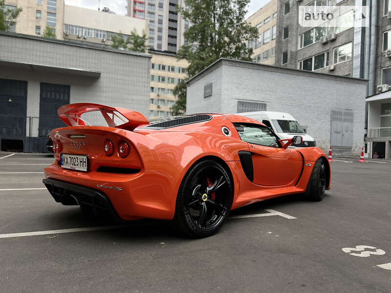 Купе Lotus Exige 2015 в Києві