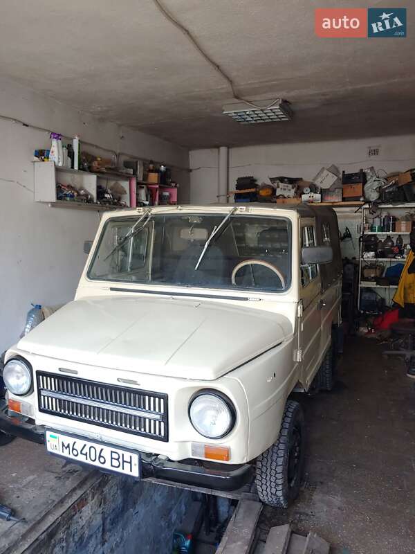 Внедорожник / Кроссовер ЛуАЗ 969 Волинь 1990 в Великом Березном