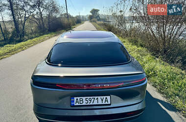 Седан Lucid Air 2022 в 