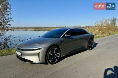 Седан Lucid Air 2022 в 