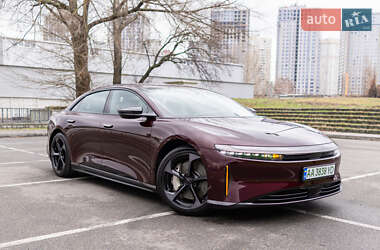 Седан Lucid Air 2024 в 