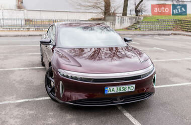 Седан Lucid Air 2024 в 