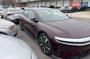 Седан Lucid Air 2023 в 