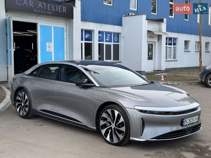 Lucid Air 2022