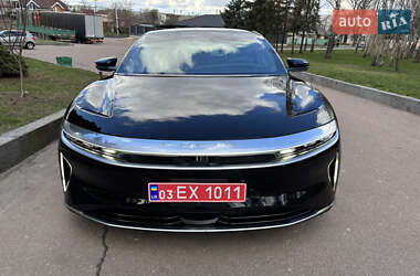 Седан Lucid Air 2023 в 