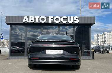 Седан Lucid Air 2022 в 