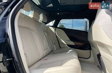 Седан Lucid Air 2022 в 