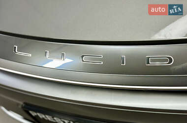 Седан Lucid Air 2022 в 