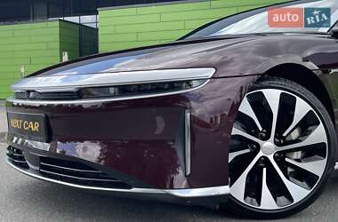 Седан Lucid Air 2022 в 