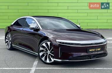 Седан Lucid Air 2022 в 