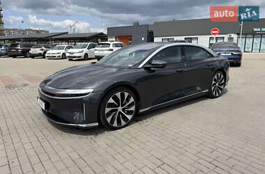 Седан Lucid Air 2023 в 