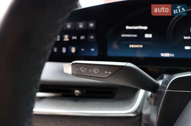Седан Lucid Air 2023 в 