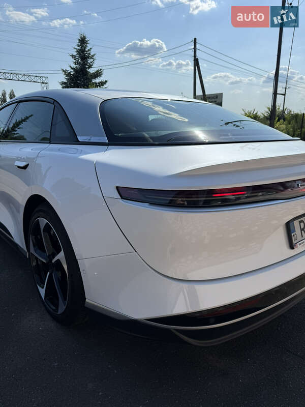 Седан Lucid Air 2023 в Киеве