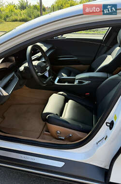Седан Lucid Air 2023 в 
