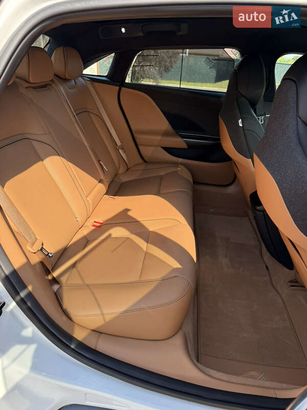Седан Lucid Air 2023 в Киеве