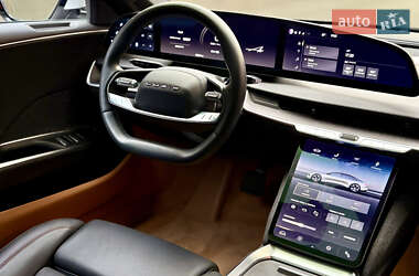 Седан Lucid Air 2023 в 