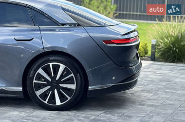 Седан Lucid Air 2023 в 