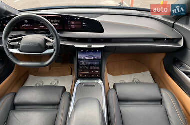 Седан Lucid Air 2022 в 