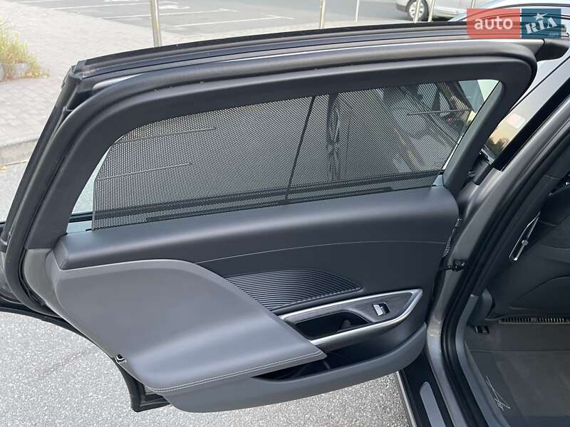 Седан Lucid Air 2023 в Киеве фото 39 Седан Lucid Air 2023 в Киеве