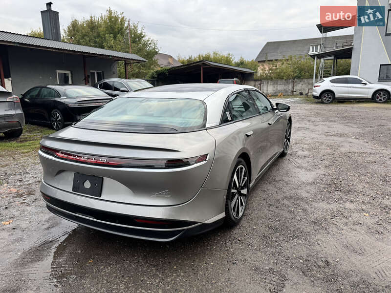 Седан Lucid Air 2022 в Ровно