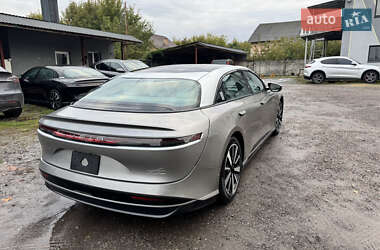 Седан Lucid Air 2022 в 