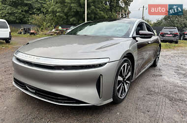 Седан Lucid Air 2022 в 