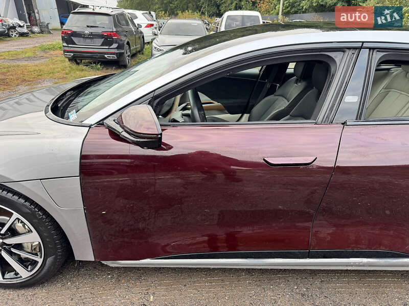 Седан Lucid Air 2022 в Ровно