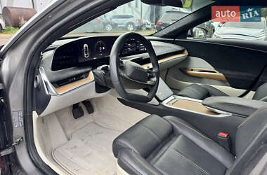Седан Lucid Air 2022 в 
