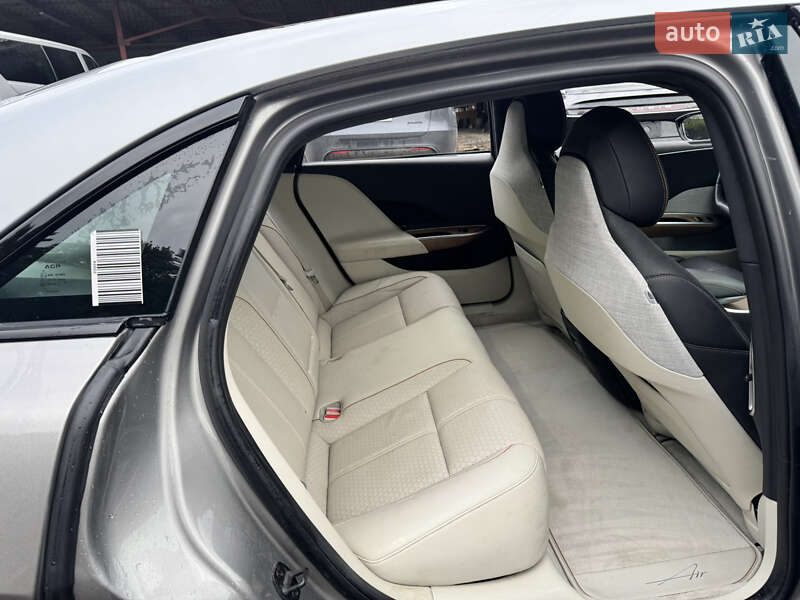 Седан Lucid Air 2022 в Ровно