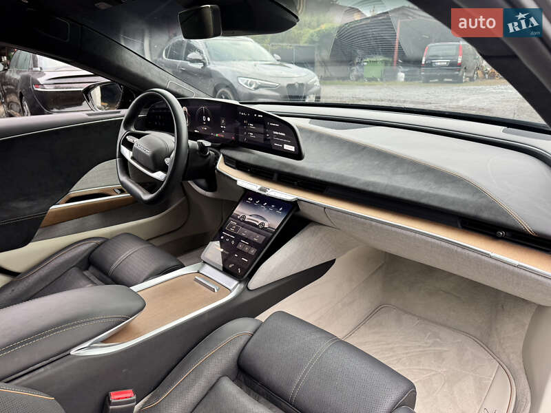 Седан Lucid Air 2022 в Ровно