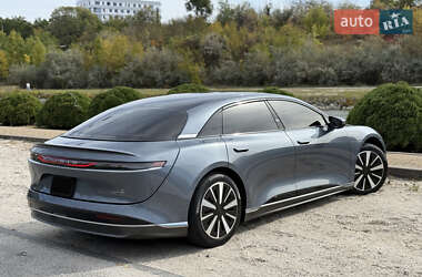 Седан Lucid Air 2023 в 