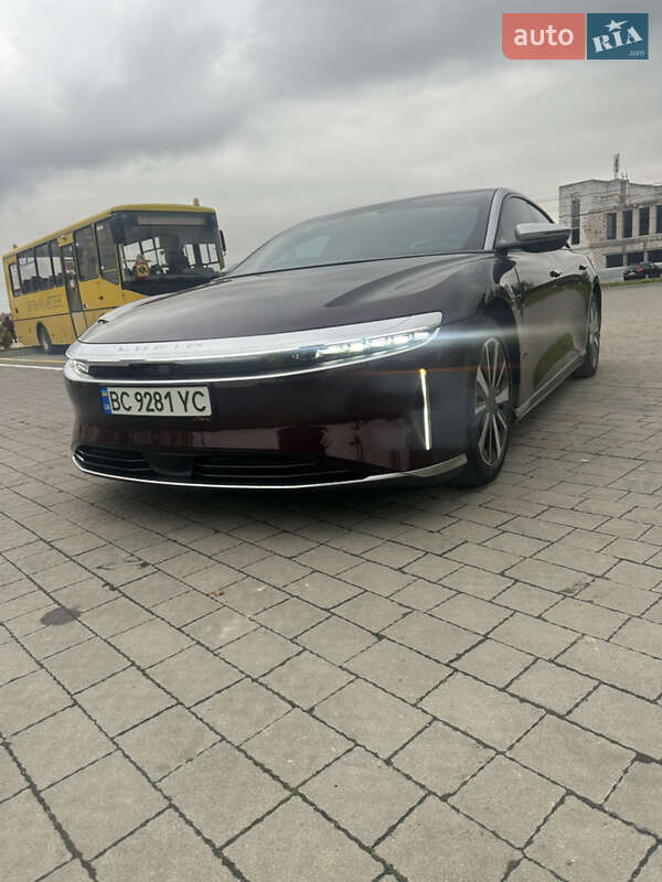 Седан Lucid Air 2023 в 