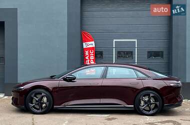 Седан Lucid Air 2024 в 