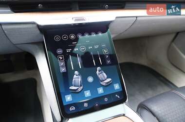 Седан Lucid Air 2022 в 