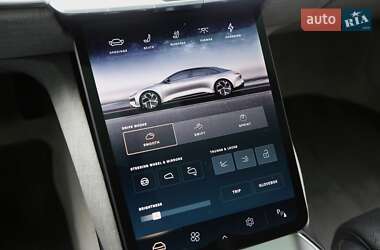 Седан Lucid Air 2022 в 