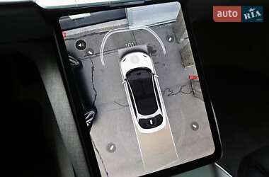 Седан Lucid Air 2022 в 