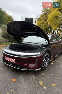 Седан Lucid Air 2023 в 